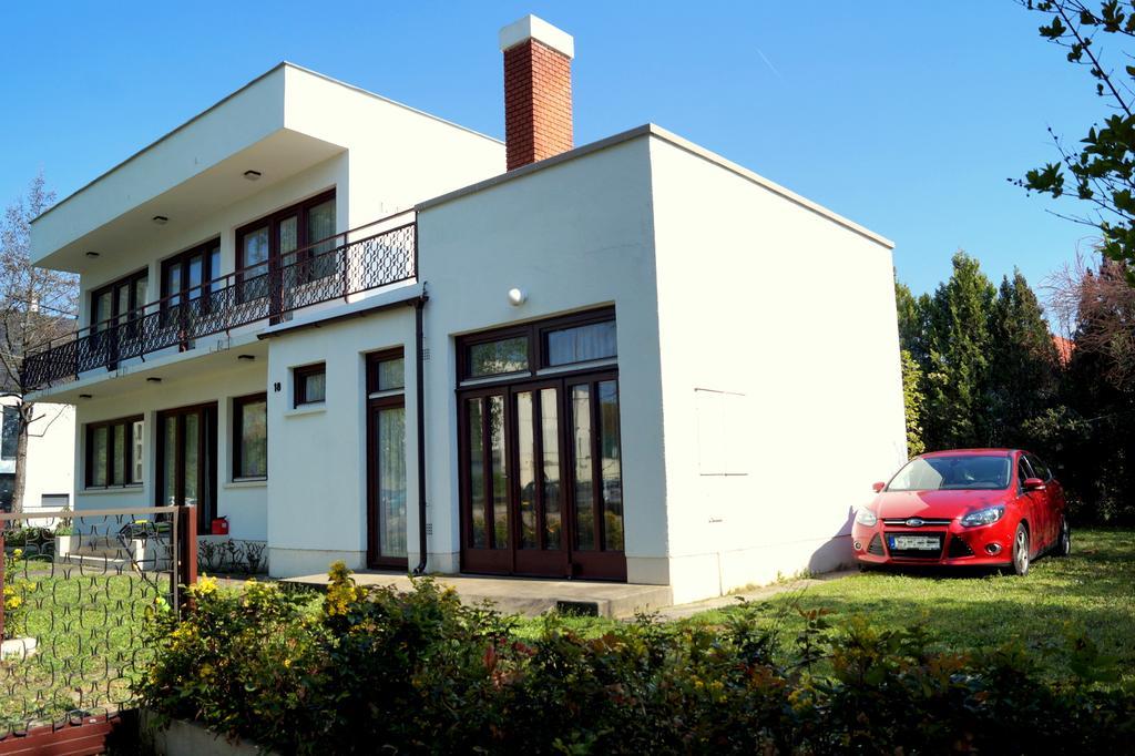 Sophie'S Guesthouse Шиофок Экстерьер фото