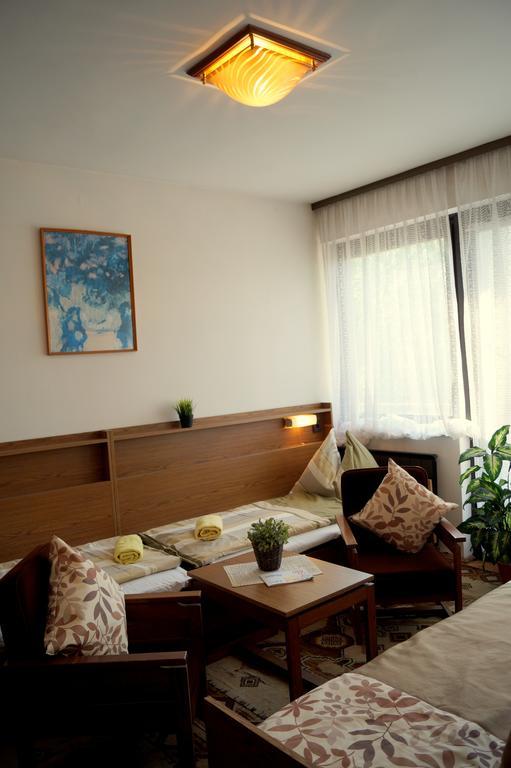 Sophie'S Guesthouse Шиофок Экстерьер фото