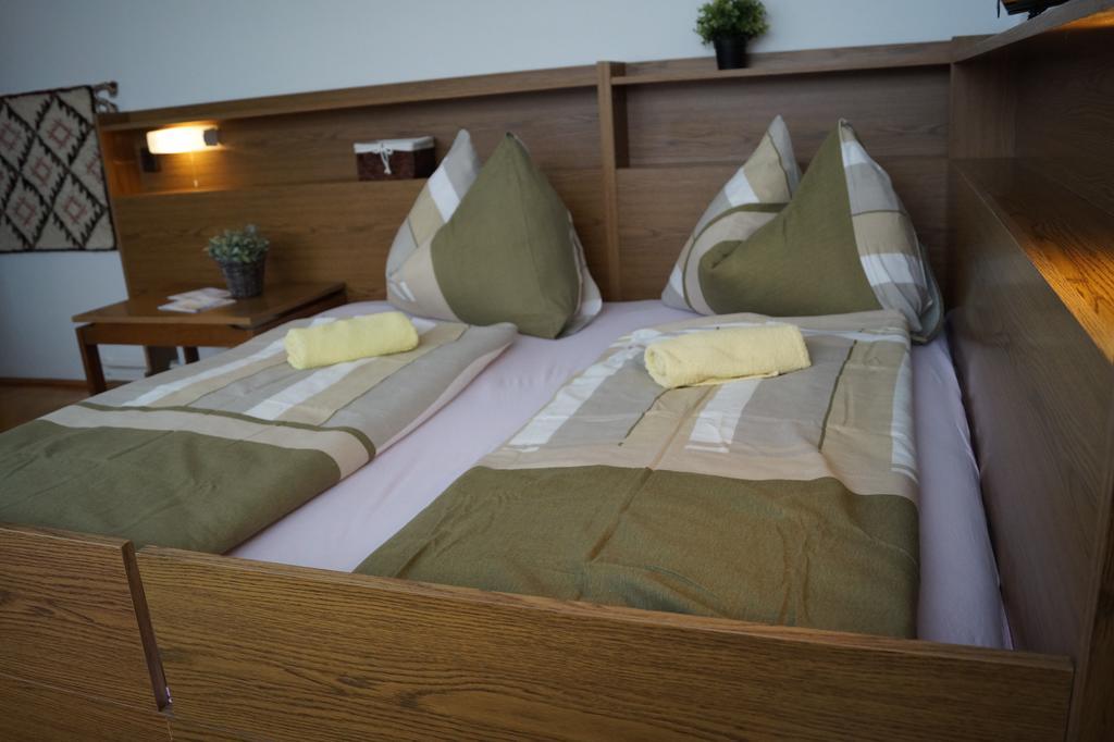 Sophie'S Guesthouse Шиофок Экстерьер фото