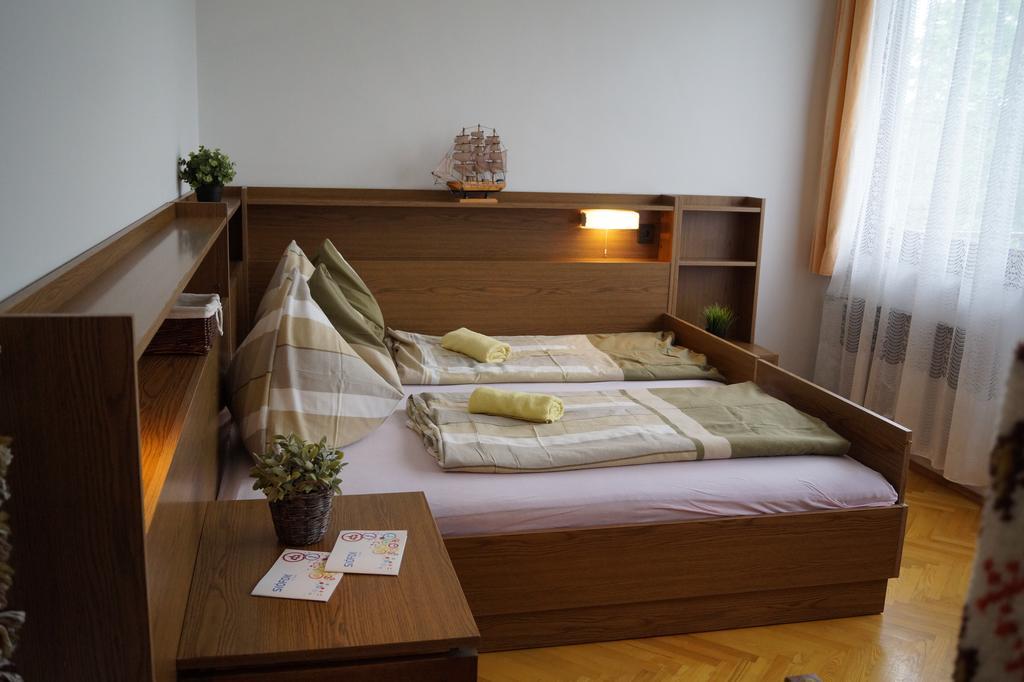 Sophie'S Guesthouse Шиофок Экстерьер фото